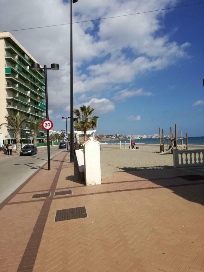 Holiday Wanda Fuengirola Buitenkant foto