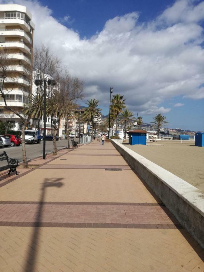 Holiday Wanda Fuengirola Buitenkant foto